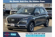 $19988 : Hyundai VENUE 2025 SEL 4dr C thumbnail