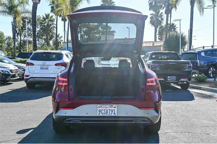 $32000 : Genesis GV60 2023 AWD Perfor image 7