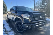 $28997 : 2019 Tundra SR thumbnail