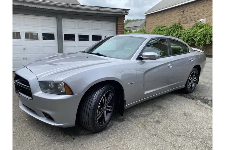 2013 Charger image 4