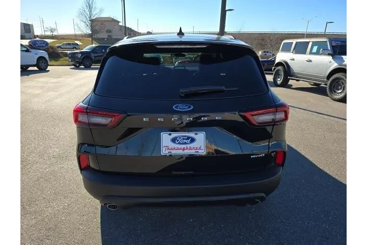 $26000 : Ford Escape 2025 AWD ST-Line image 4