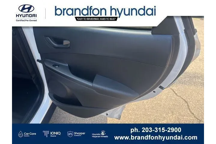 $21495 : Hyundai KONA 2023 AWD SEL 4d image 10