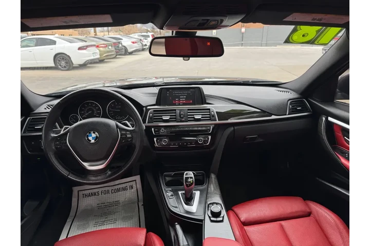 2018 BMW 3-Series 330i SULEV image 9