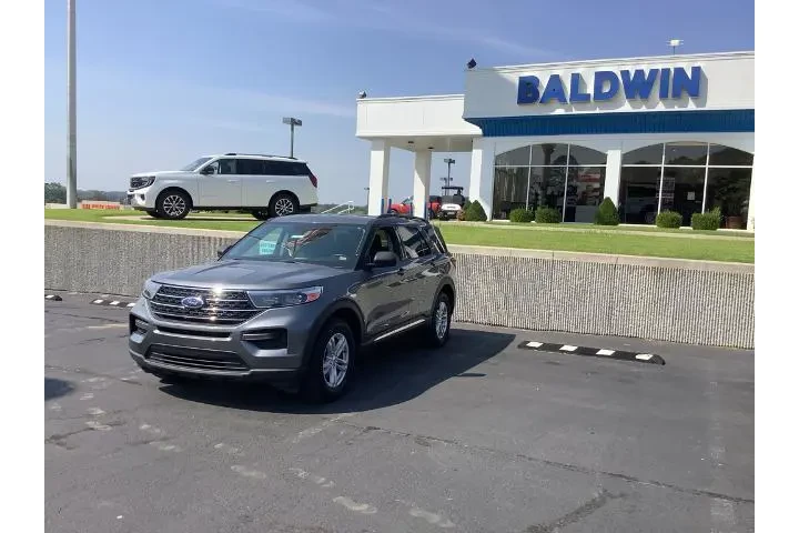 $28950 : Ford Explorer 2022 AWD XLT 4 image 3