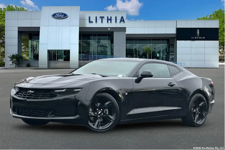 $21500 : Chevrolet Camaro 2019 LT 2dr image 1
