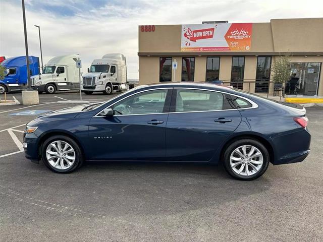 $20995 : Pre-Owned 2021 Malibu LT Seda image 9