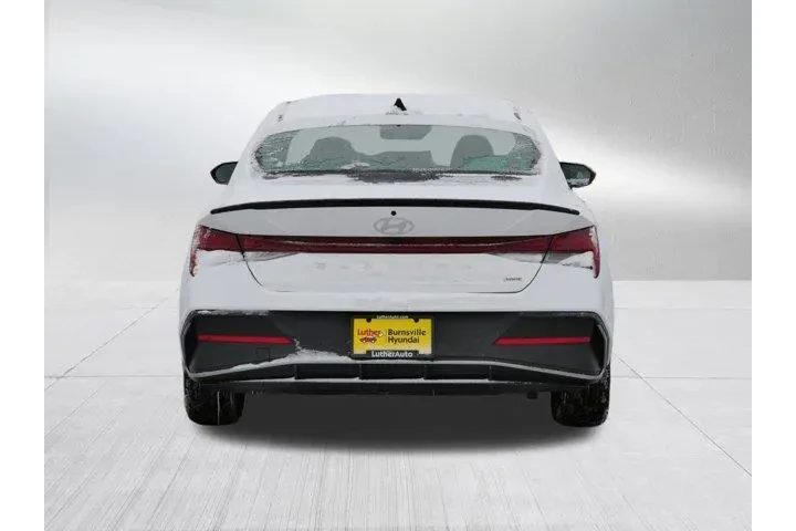 $23990 : Hyundai ELANTRA Hybrid 2025 image 6