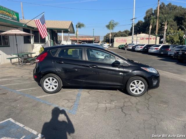 $10450 : 2012 Fiesta SE Hatchback image 8