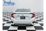 $26888 : Honda Civic 2020 EX-L 4dr Se thumbnail