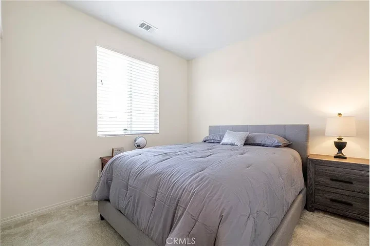 $1280 : 18294 Saltbush Ct, San Bernard image 4