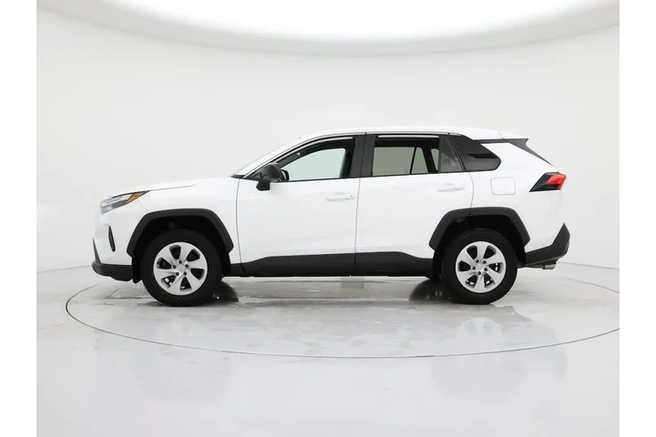 $27998 : Toyota RAV4 2024 AWD LE 4dr image 3