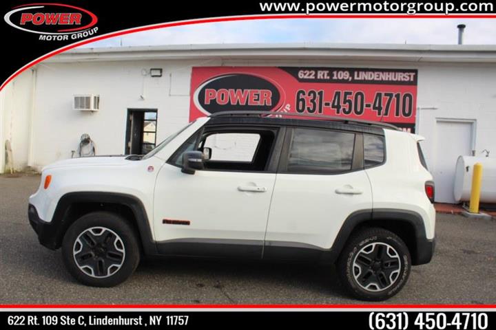 $21500 : Used  Jeep Renegade 4WD 4dr Tr image 4