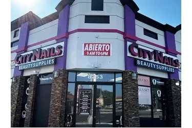 Suministros de uñas de calidad en Los Angeles