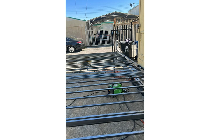 Se hacen trabajos de herrería image 6
