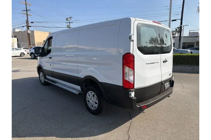 $31579 : Ford Transit 2024 250 3dr SW image 5