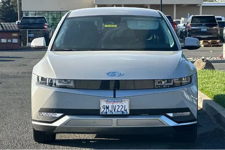 $23894 : Hyundai IONIQ 5 2024 SEL 4dr image 6