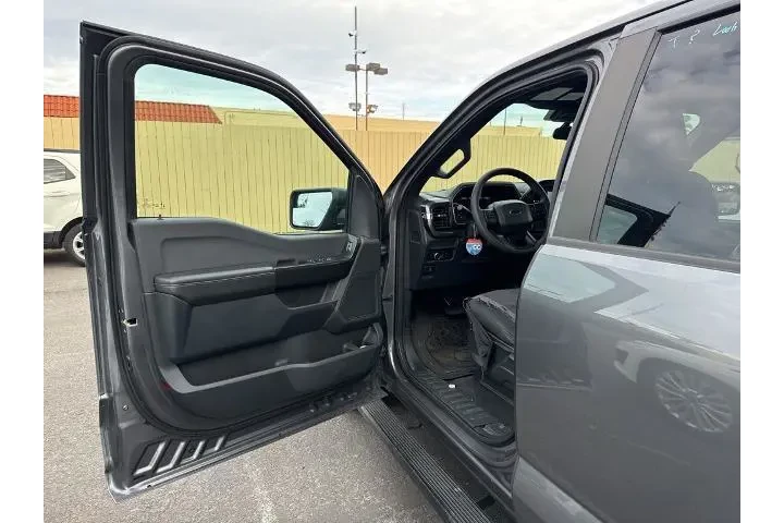 $34461 : Ford F-150 2023 4x2 XL 4dr S image 7