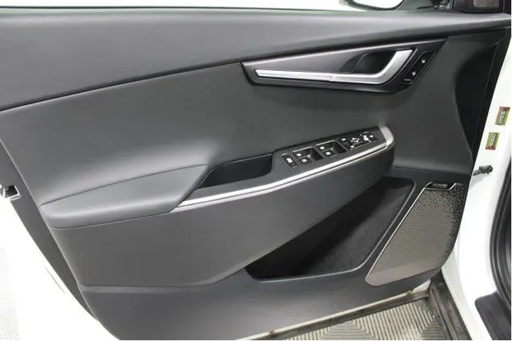 $27981 : Kia EV6 2024 Wind 4dr Crosso image 6