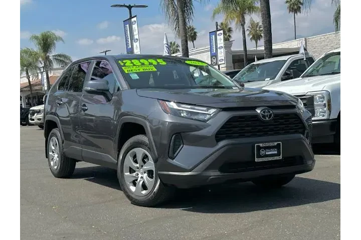 $26495 : Toyota RAV4 2023 LE 4dr SUV image 2