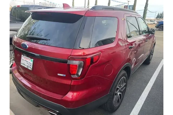 $16988 : Ford Explorer 2016 AWD Sport image 5