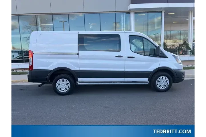 $32000 : Ford Transit 2024 250 3dr SW image 9