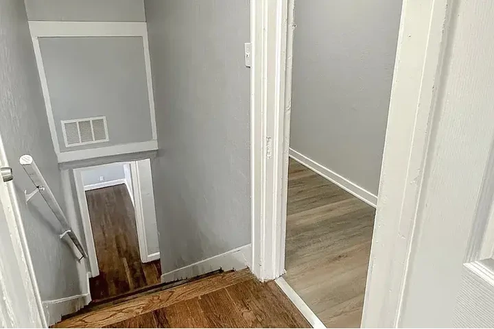 $1400 : HOME AVAILABLE NOW IN KANSAS image 5