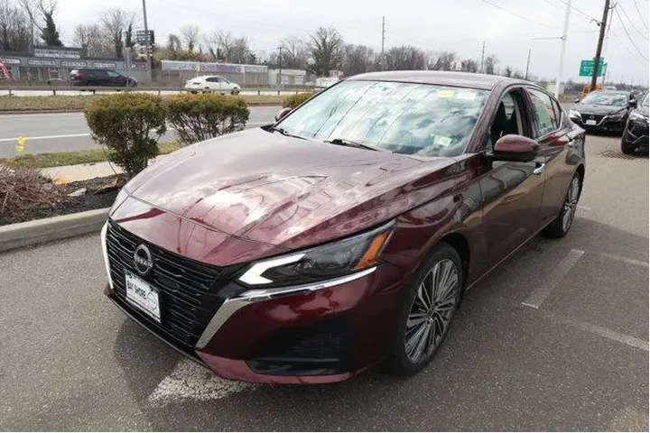 $24075 : Nissan Altima 2024 AWD 2.5 S image 9