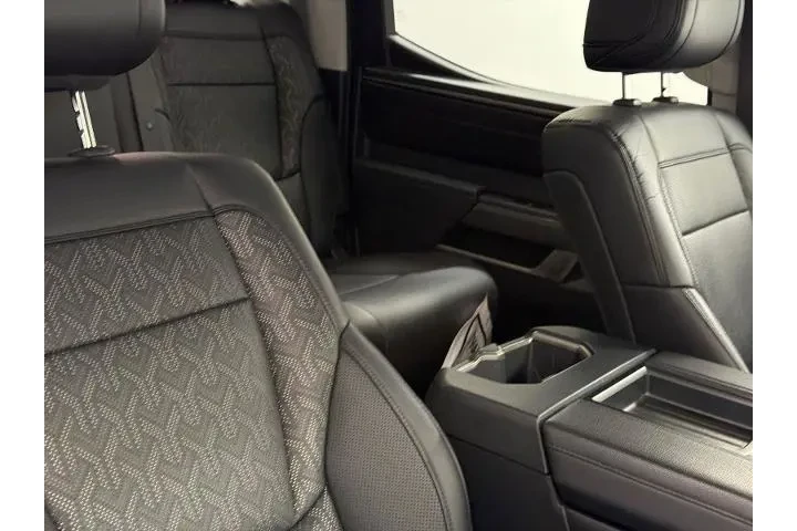 $40000 : Toyota Tundra 2022 4x4 SR5 4 image 10