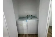 CASA NUEVA EN RENTA L.A. 90044 thumbnail