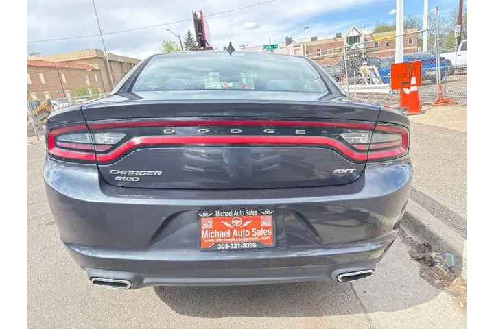 $22995 : 2017 Charger SXT AWD image 5
