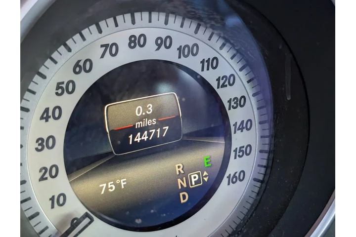 $12988 : 2014 E 250 BlueTEC Sport Sedan image 9
