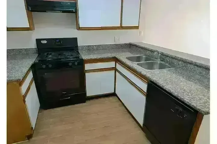 $2450 : APARTAMENTO MODERNO DE 2 RECS image 5