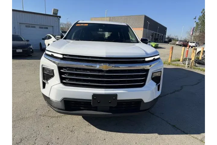 $36500 : Chevrolet Traverse 2024 4X4 image 8
