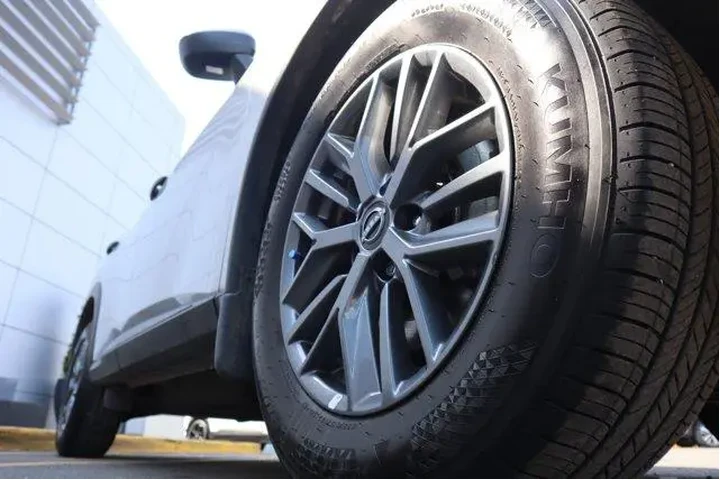 $23361 : Nissan Rogue 2025 AWD S 4dr image 7