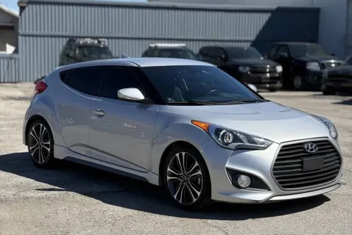 $7995 : 2016 Veloster Turbo image 4