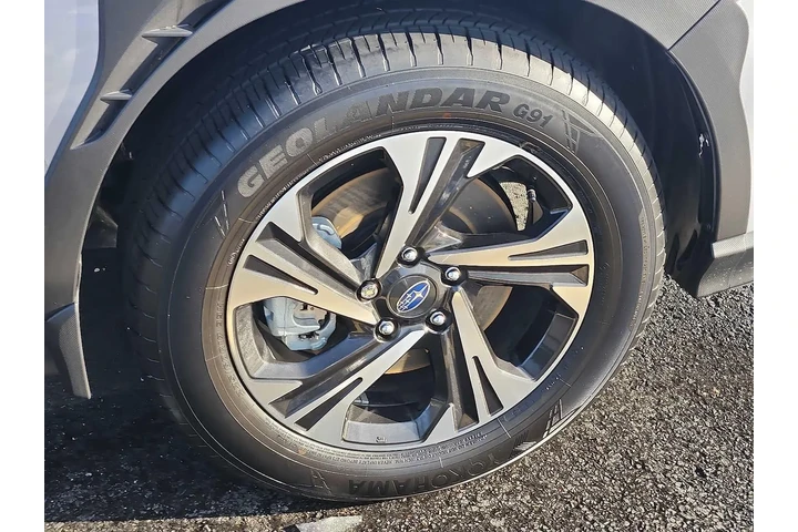 $27895 : Subaru Crosstrek 2025 AWD Pr image 8