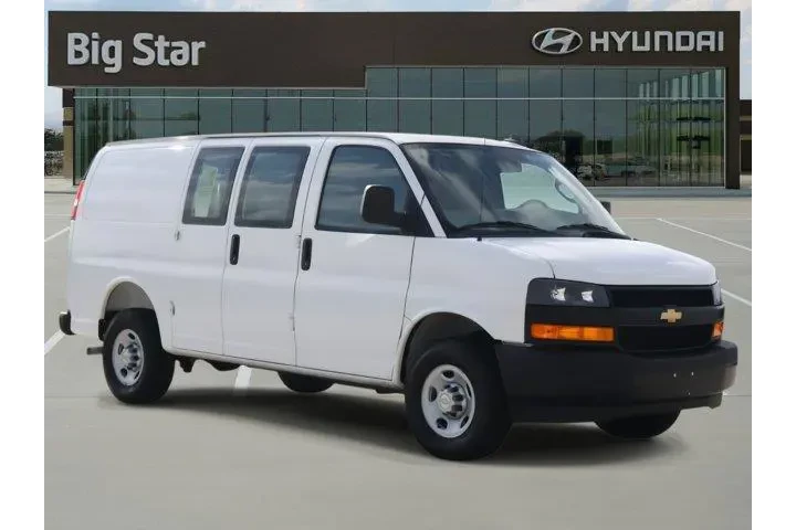 $39988 : Chevrolet Express 2025 2500 image 6