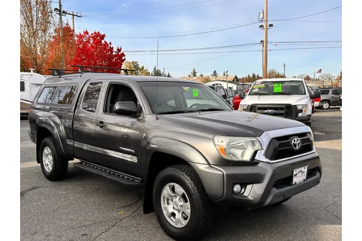 $22995 : 2014 Tacoma V6 image 3