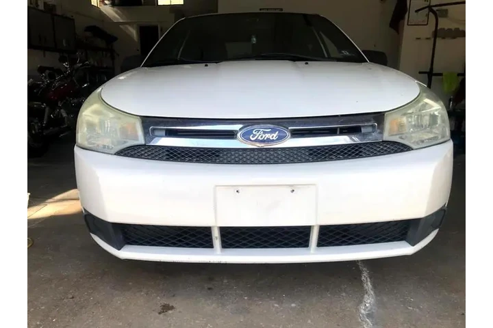 $7000 : 2011 Focus image 5