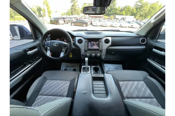 $23999 : 2019 Tundra SR5 image 7