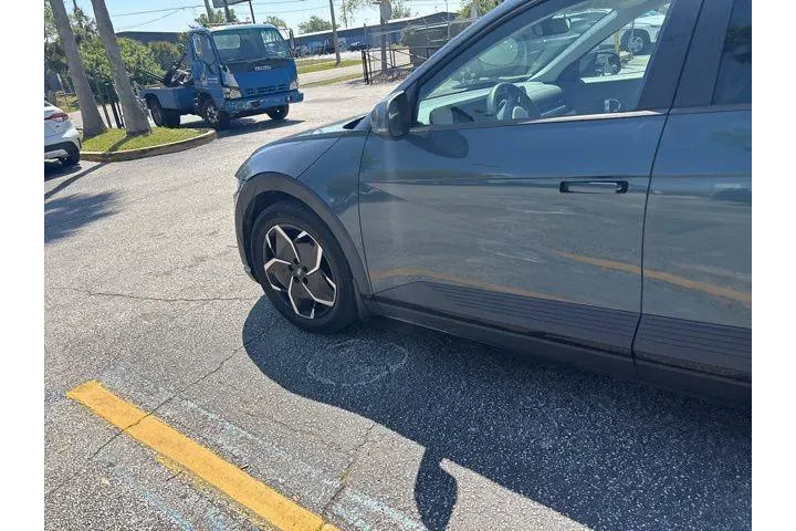 $17879 : Hyundai IONIQ 5 2022 SEL 4dr image 6