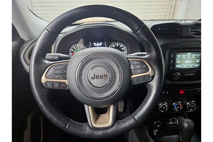 $16998 : Jeep Renegade 2017 4x4 Latit image 10