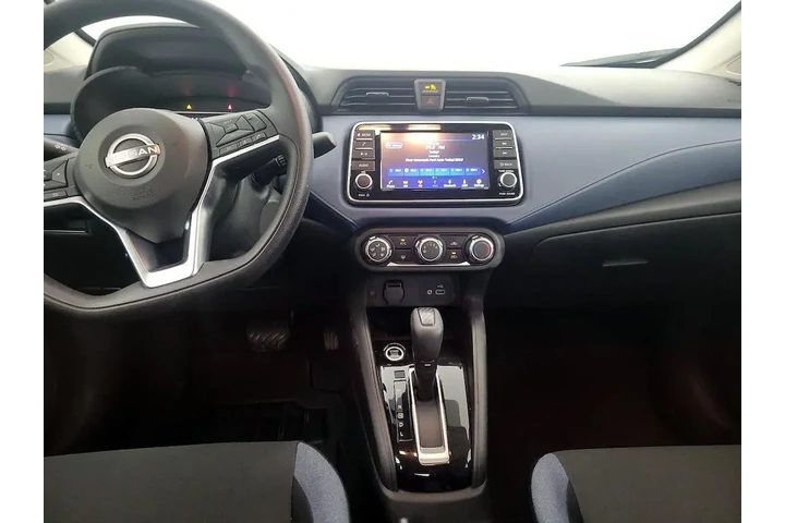 $17998 : Nissan Versa 2025 SV 4dr Sed image 9