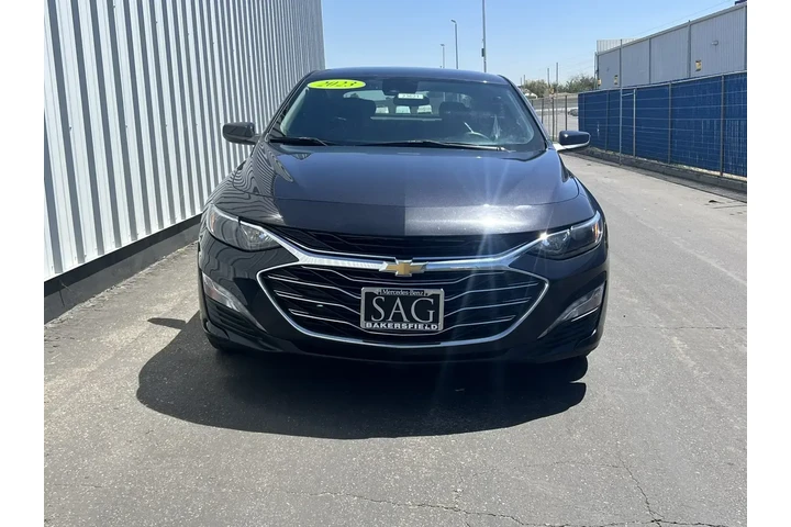 $17794 : Chevrolet Malibu 2023 LT 4dr image 2