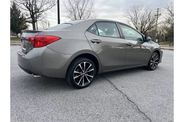 $11900 : 2017 Corolla SE image 6