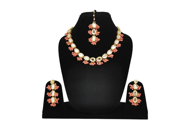 $3000 : hop Pure Gold Kundan Set image 1