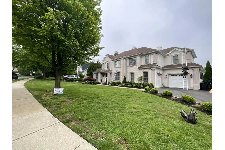 Roofing  and Siding Services image 1