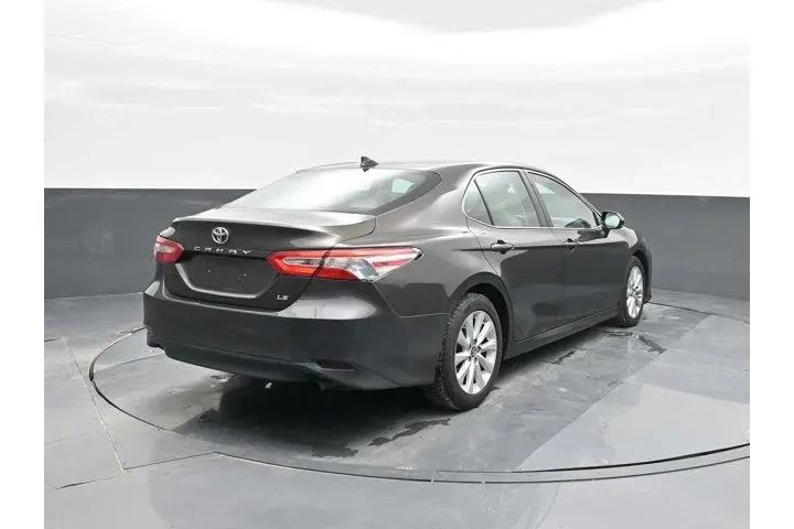 $17886 : Toyota Camry 2019 LE 4dr Sed image 4