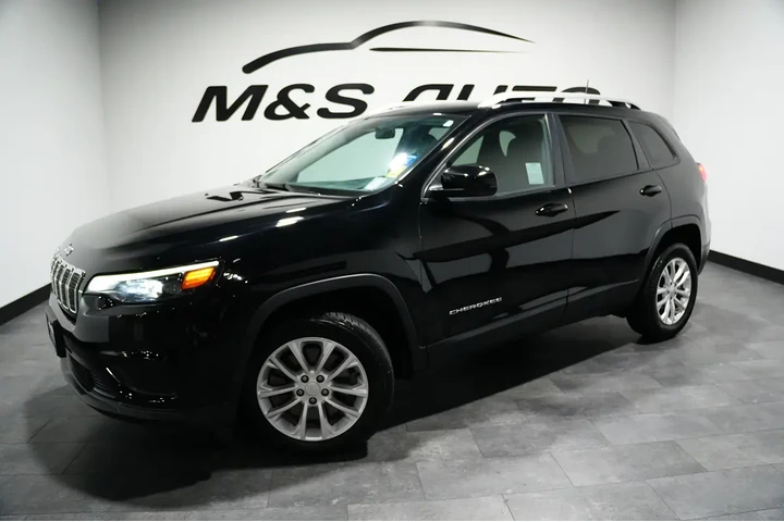 $17208 : 2020 Cherokee image 2