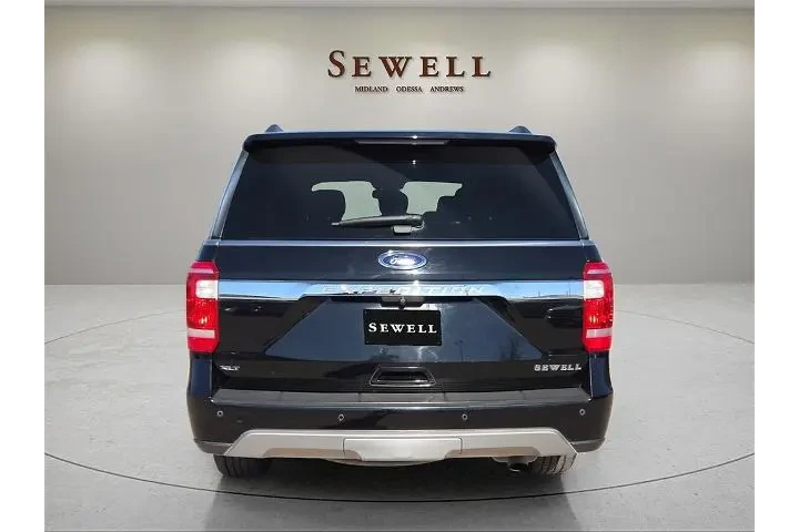 $16800 : Ford Expedition 2018 4x2 XLT image 4